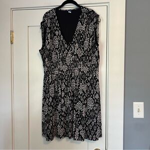 Old navy v neck mini dress